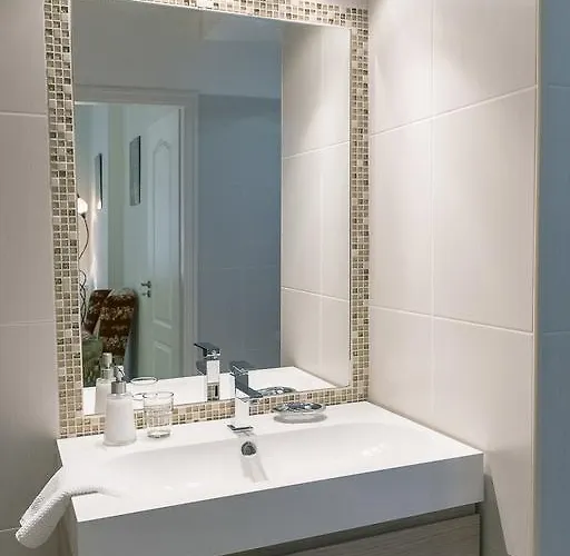 Standard By Hi5-liszt Ferenc Square *