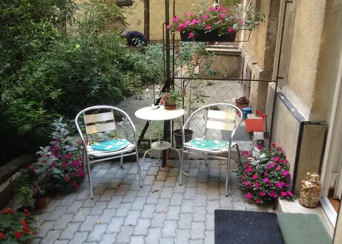 Apartament Standard By Hi5-liszt Ferenc Square Budapesta