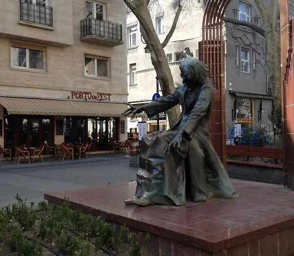 Standard By Hi5-liszt Ferenc Square