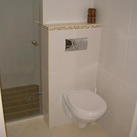 Standard By Hi5-liszt Ferenc Square Appartement Boedapest